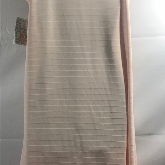 11. LuLaRoe Joy Vest Duster in Peach - Picture 4 of 7